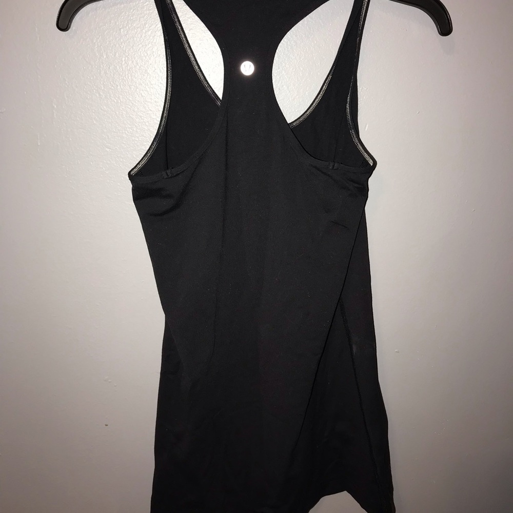lulu plain black razorback tank top